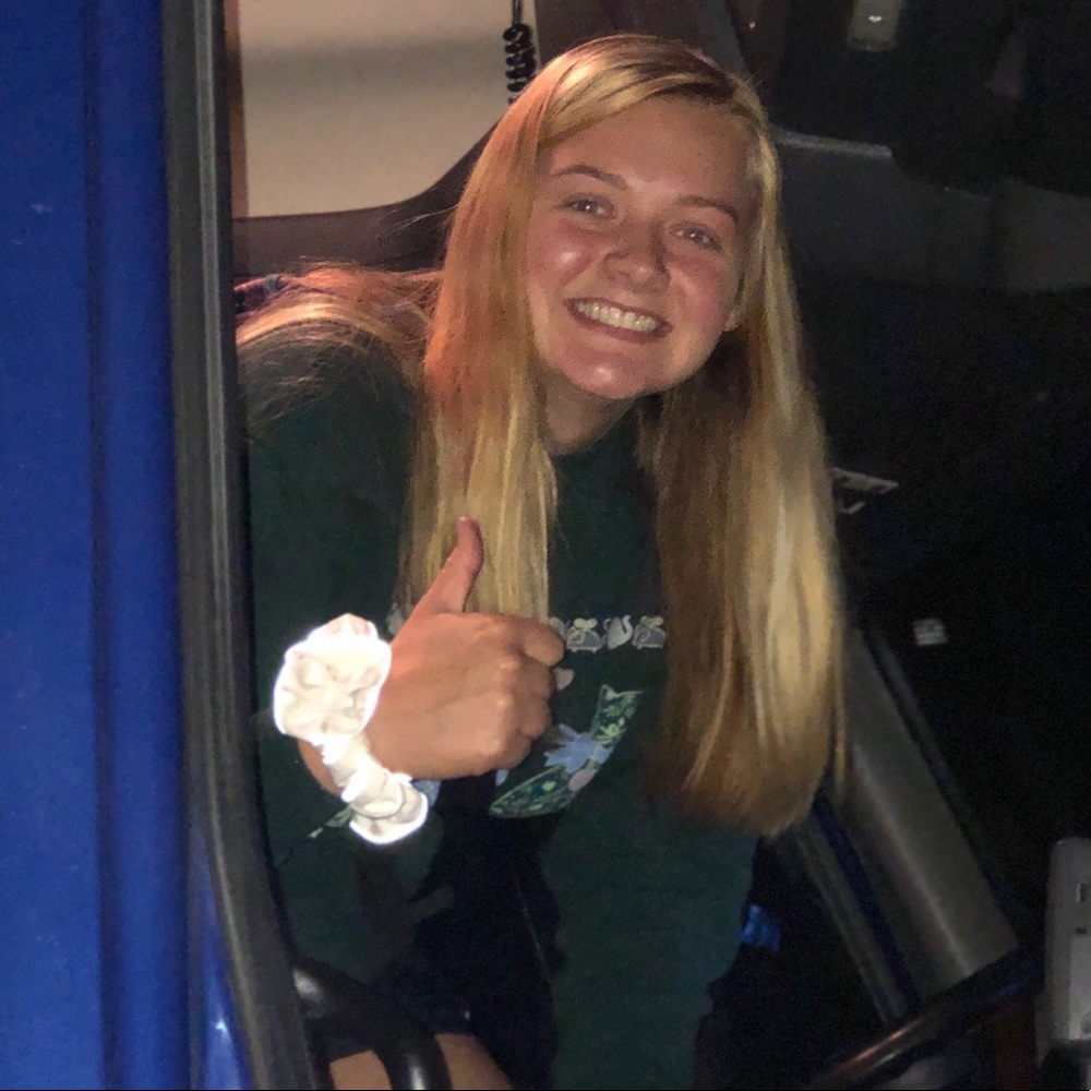 Meet your Posher, Carly